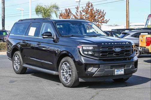 2025 Ford Expedition Max Active 4x4