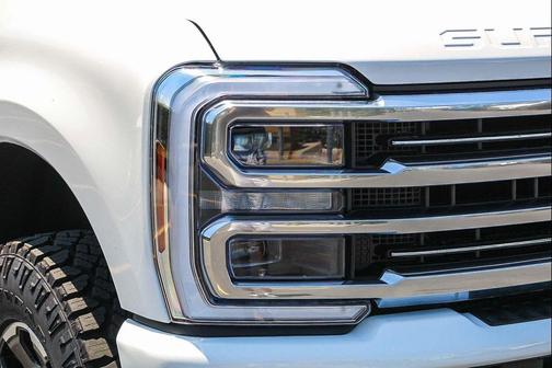 2025 Ford F-350 Platinum