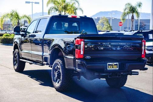 2026 Ford F-250 Platinum