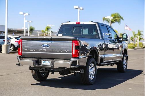 2026 Ford F-350 Lariat