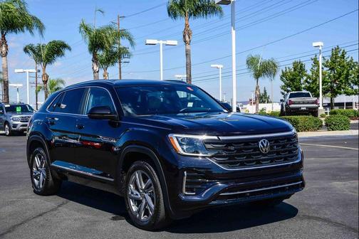 2024 Volkswagen Atlas Cross Sport 2.0T SEL