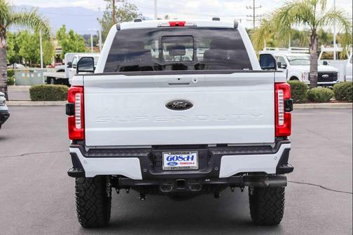 Oxford White 2026 Ford F-250 Lariat