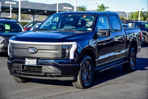 2024 Ford F-150 Lightning XLT