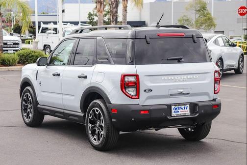 Space White Metallic 2026 Ford Bronco Sport Outer Banks