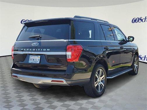 Agate Black Metallic 2022 Ford Expedition XLT