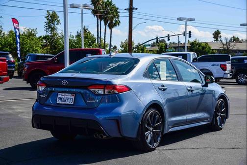 2023 Toyota Corolla Hybrid SE