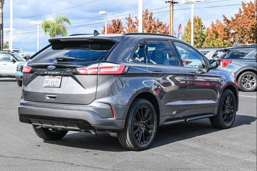 2023 Ford Edge ST Line