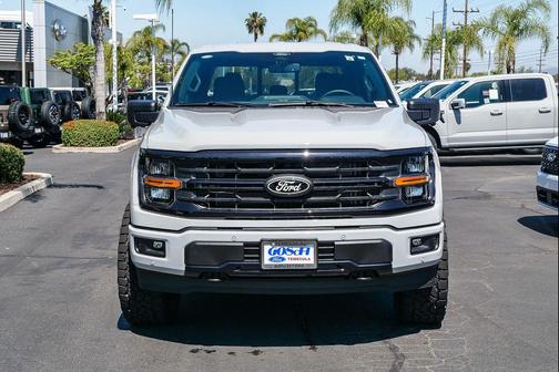 Avalanche 2026 Ford F-150 XLT