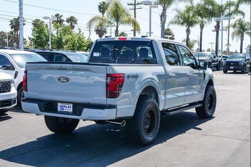 Avalanche 2026 Ford F-150 XLT