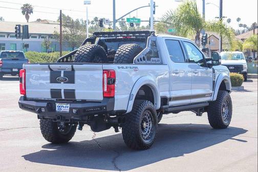Avalanche 2026 Ford F-250 Lariat