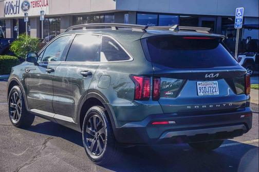 2022 Kia Sorento S