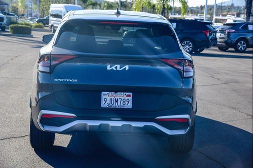 2024 Kia Sportage EX