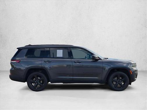 Baltic Gray Metallic Clearcoat 2023 Jeep Grand Cherokee L Altitude