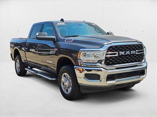 2022 RAM 2500 Big Horn Crew Cab 4x4 6'4' Box