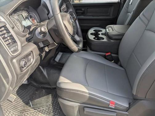 2026 RAM 3500 Tradesman Crew Cab 4x4 8' Box