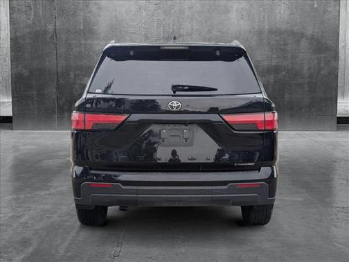 2025 Toyota Sequoia SR5