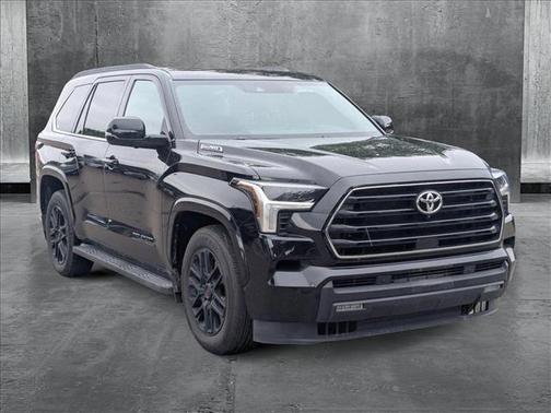 2025 Toyota Sequoia SR5