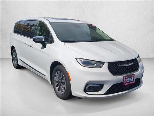 2023 Chrysler Pacifica Hybrid Limited