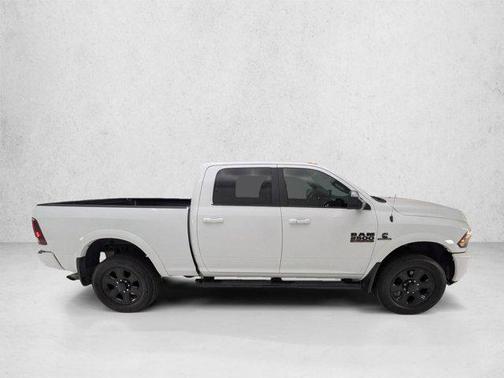 Bright White Clearcoat 2018 RAM 2500 Laramie Crew Cab 4x4 6'4' Box