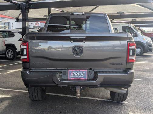 2022 RAM 3500 Laramie Crew Cab 4x4 6'4' Box