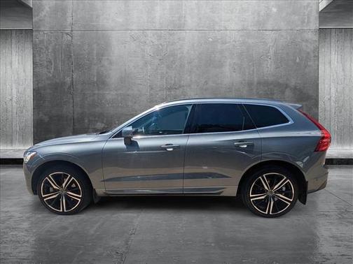 2019 Volvo XC60 T6 Momentum