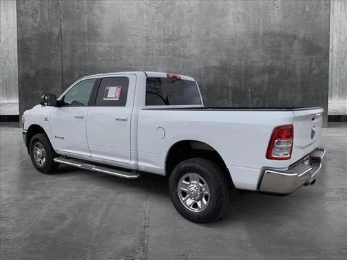 2022 RAM 2500 Big Horn Crew Cab 4x4 6'4' Box