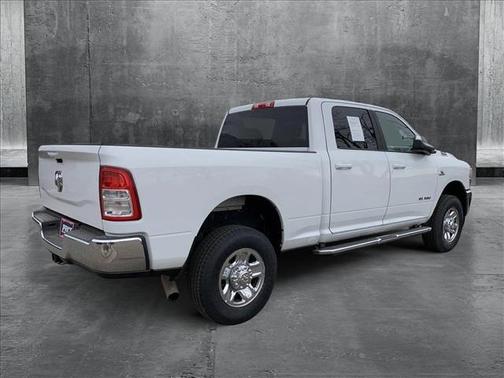 2022 RAM 2500 Big Horn Crew Cab 4x4 6'4' Box