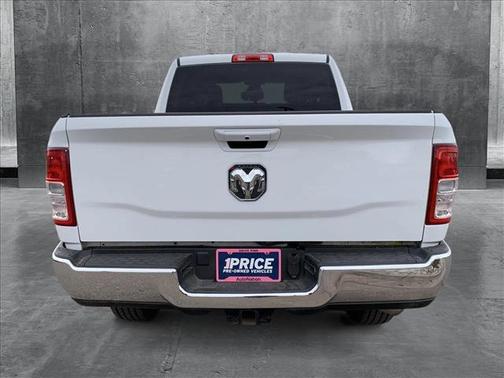2022 RAM 2500 Big Horn Crew Cab 4x4 6'4' Box