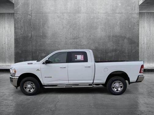 2022 RAM 2500 Big Horn Crew Cab 4x4 6'4' Box