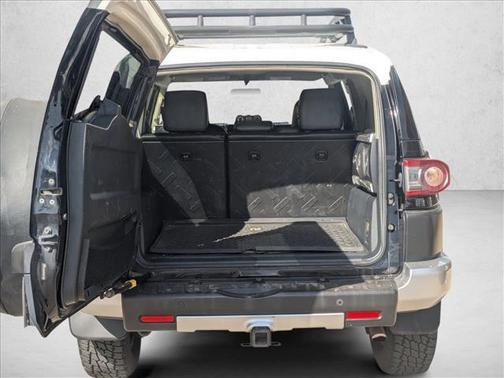 2012 Toyota FJ Cruiser Base