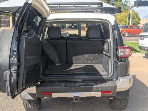 2012 Toyota FJ Cruiser Base