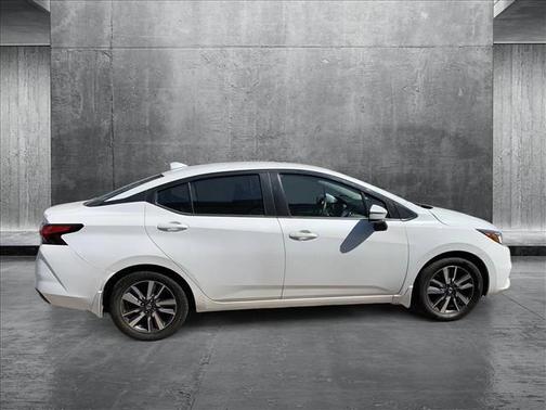 2020 Nissan Versa 1.6 SV