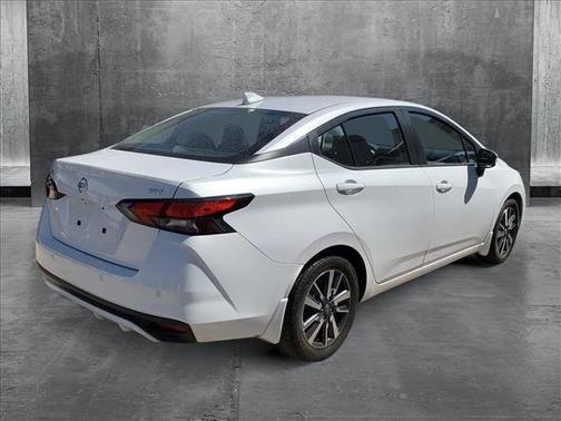 2020 Nissan Versa 1.6 SV