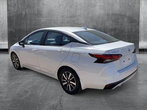 2020 Nissan Versa 1.6 SV