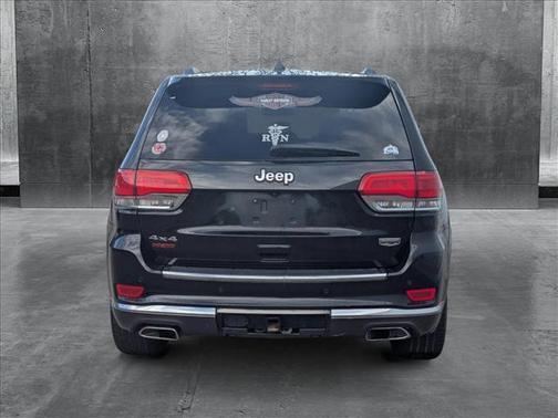 2016 Jeep Grand Cherokee Summit
