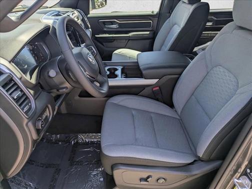Granite Crystal Metallic Clearcoat 2026 RAM 1500 Big Horn/Lone Star