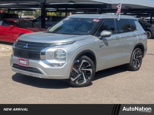 2023 Mitsubishi Outlander PHEV SEL
