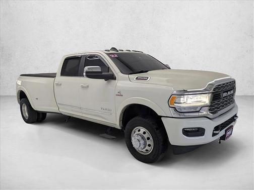 2022 RAM 3500 Limited Crew Cab 4x4 8' Box