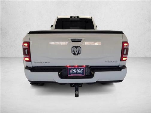 2022 RAM 3500 Limited Crew Cab 4x4 8' Box