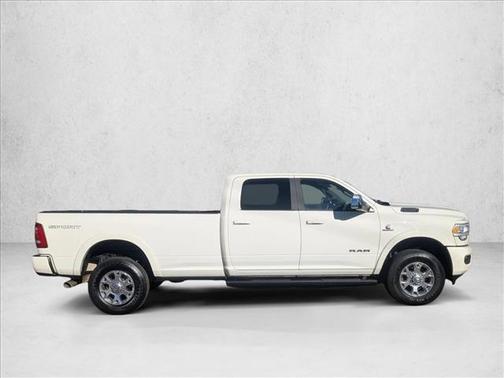 2022 RAM 2500 Laramie Crew Cab 4x4 8' Box