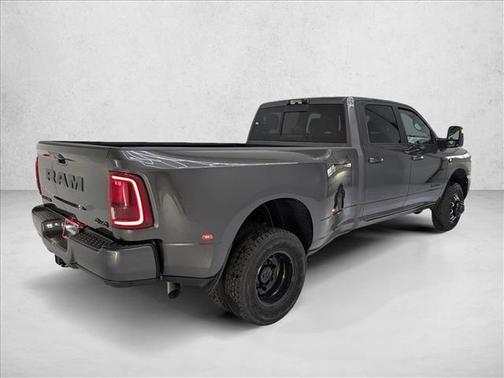 2026 RAM 3500 Laramie Crew Cab 4x4 8' Box