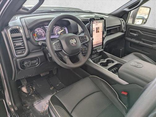 2026 RAM 3500 Laramie Crew Cab 4x4 8' Box