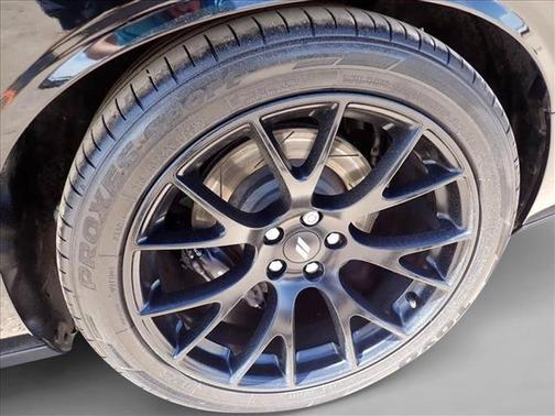 Pitch Black Clearcoat 2019 Dodge Challenger R/T