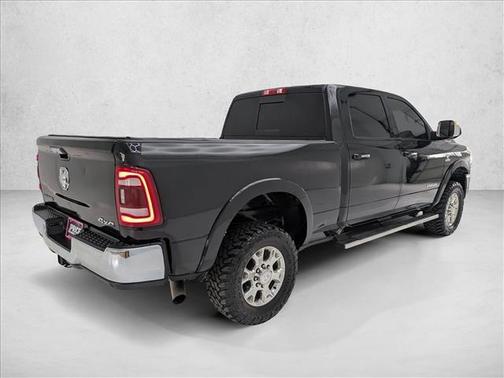 Diamond Black Crystal Pearlcoat 2021 RAM 2500 Laramie Crew Cab 4x4 6'4' Box