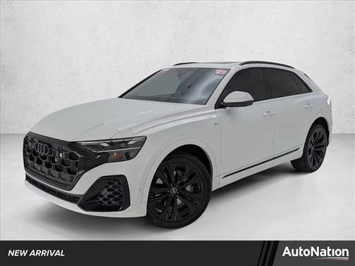 Glacier White Metallic 2025 Audi Q8 55 Premium Plus