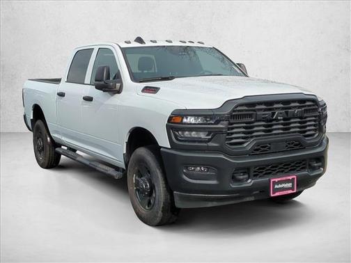 2026 RAM 3500 Tradesman Crew Cab 4x4 6'4' Box