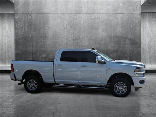 2023 RAM 2500 Laramie Crew Cab 4x4 6'4' Box
