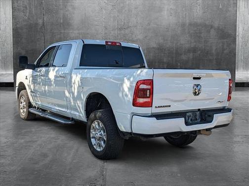 2023 RAM 2500 Laramie Crew Cab 4x4 6'4' Box