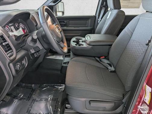 2026 RAM 2500 Tradesman Crew Cab 4x4 6'4' Box