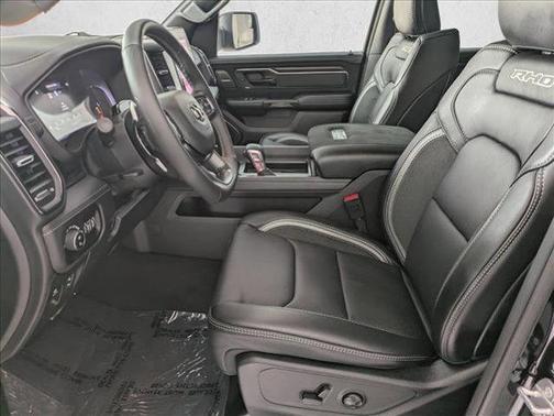 Diamond Black Crystal Pearlcoat 2026 RAM 1500 RHO Crew Cab 4x4 5'7' Box
